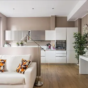 porta-romana-modern-and-cosy-apartment.italymilanhotels.net/